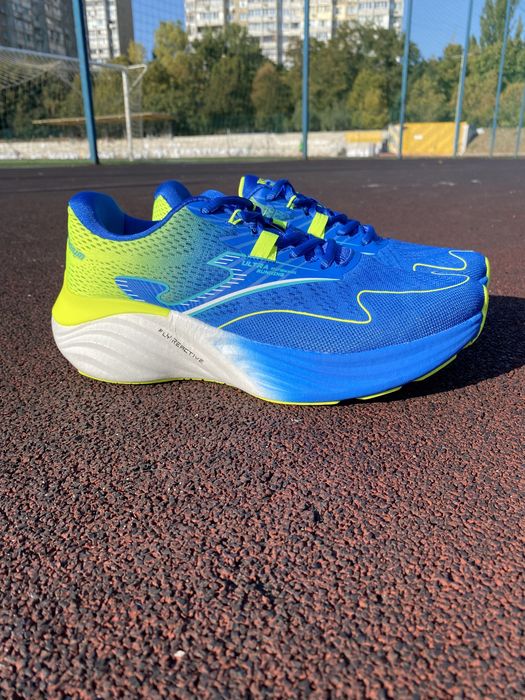 Кросівки для бігу Joma Podium2304