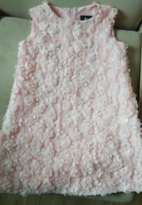 Платья нарядные  Harrods, ZARA, 4-5 лет