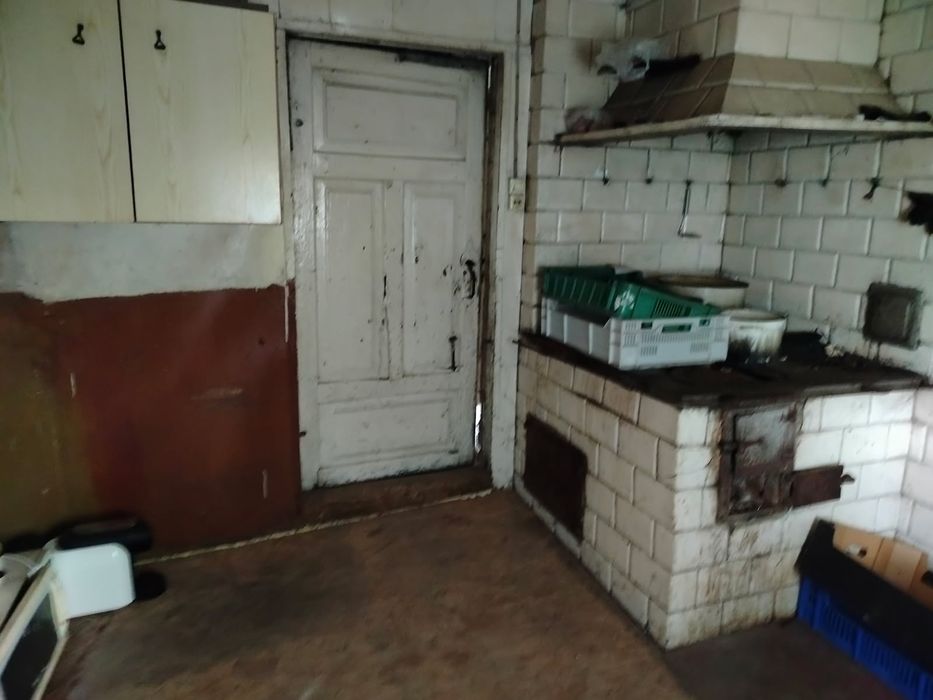 Dom na sprzedaż z podwórzem
