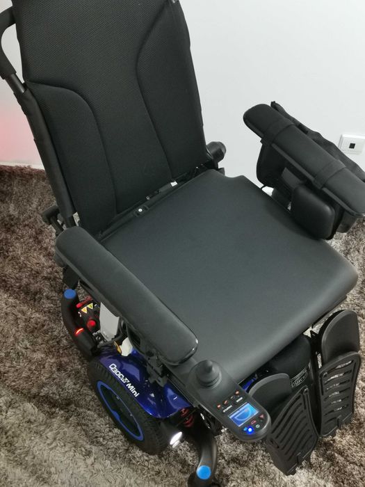 Cadeira de rodas elétrica Quickie Q300 SUNRISE