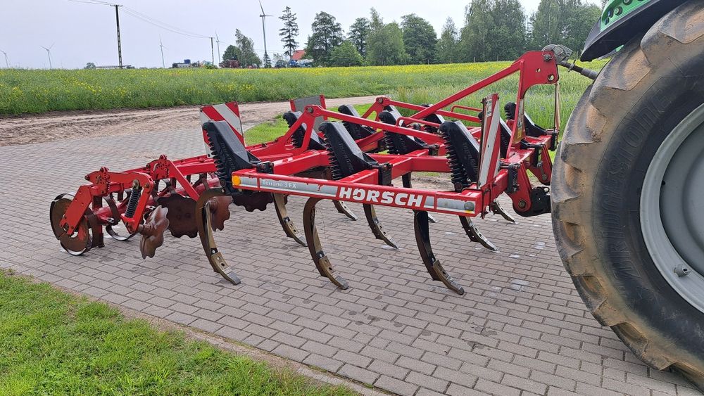 Wypozyczalnia maszyn Vaderstad Cultus  Horsch terrano