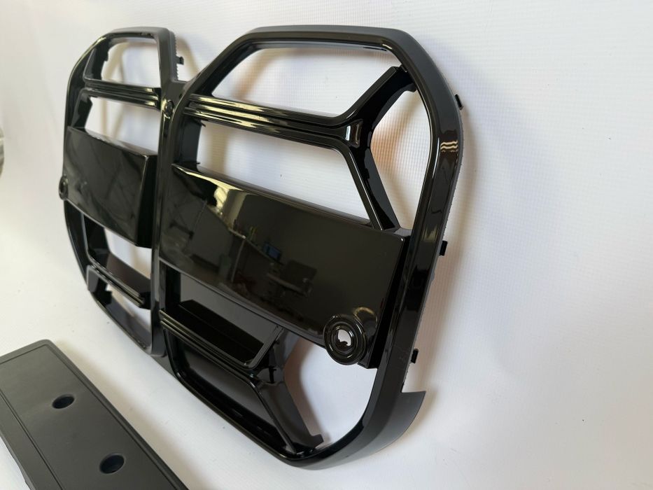 BMW G26 Gran Coupe Przednia Atrapa Chłodnicy Gril CS Czarny Połysk