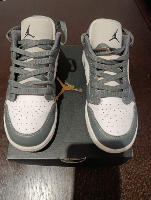 Air Jordan 1 Low (GS) "Shadow / Iron Grey" – Tamanho 36 (Original)