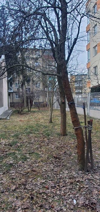 Продається будинок у тихому зеленому р-ні Львова з зем. ділянкою 6сот