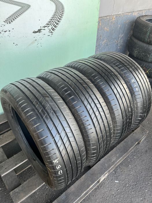 Шини 215 60 17 літо Bridgestone 6mm 2020