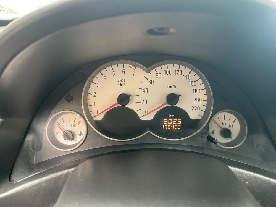 Opel Corsa 1.2 sport