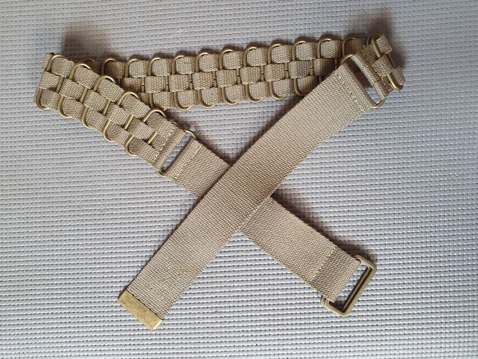 Ozdobny pasek parciany khaki