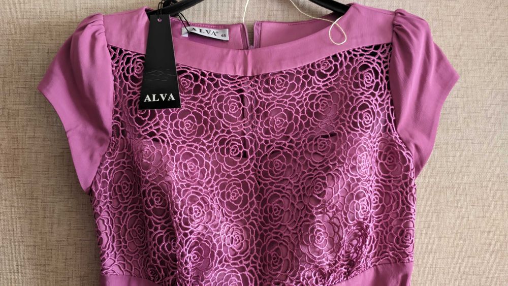 Сукня, Нова, розмір в описі