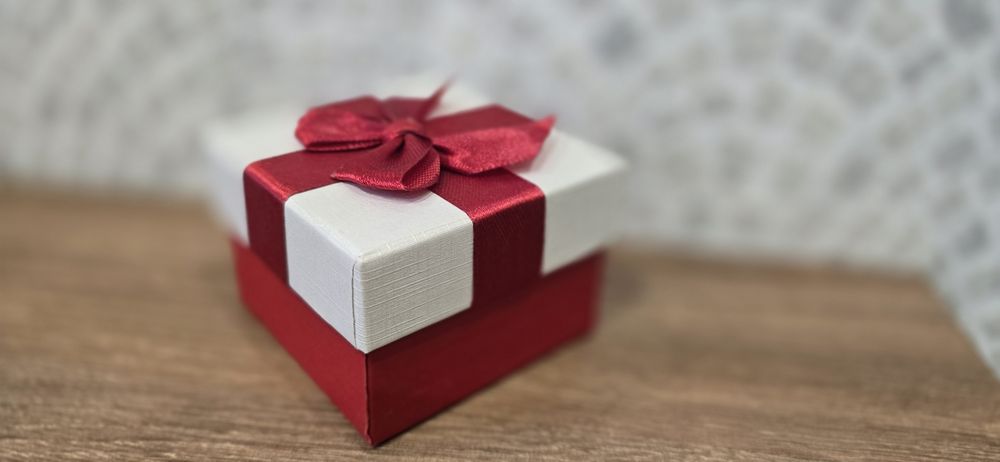 Bransoletka skóra grawerowane góry - prezent