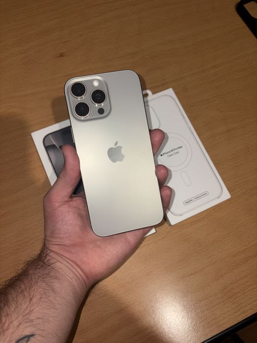 iPhone 16 Pro Max 256GB Titânio | 94% Bateria | Capa Apple MagSafe Oferta