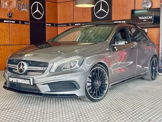 Mercedes-Benz A 45 AMG 4Matic Speedshift 7G-DCT