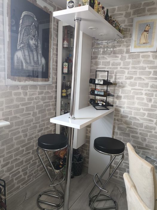 Barek z oświetleniem