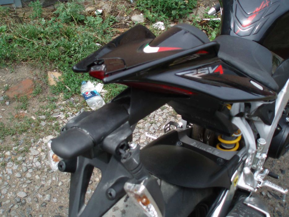 APRILIA RSV4 спорт