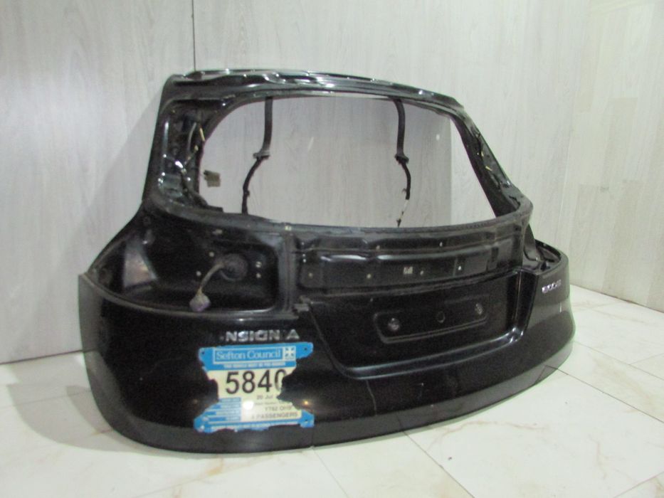 Кришка багажника універсал Opel Insignia 2008-2015