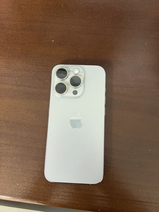 Продам айфон 15 про в гарному стані без нарікань