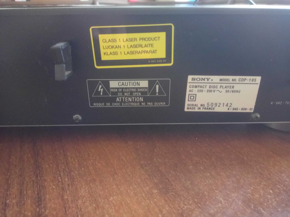 Продам CD проигрыватель Sony CDP-195.