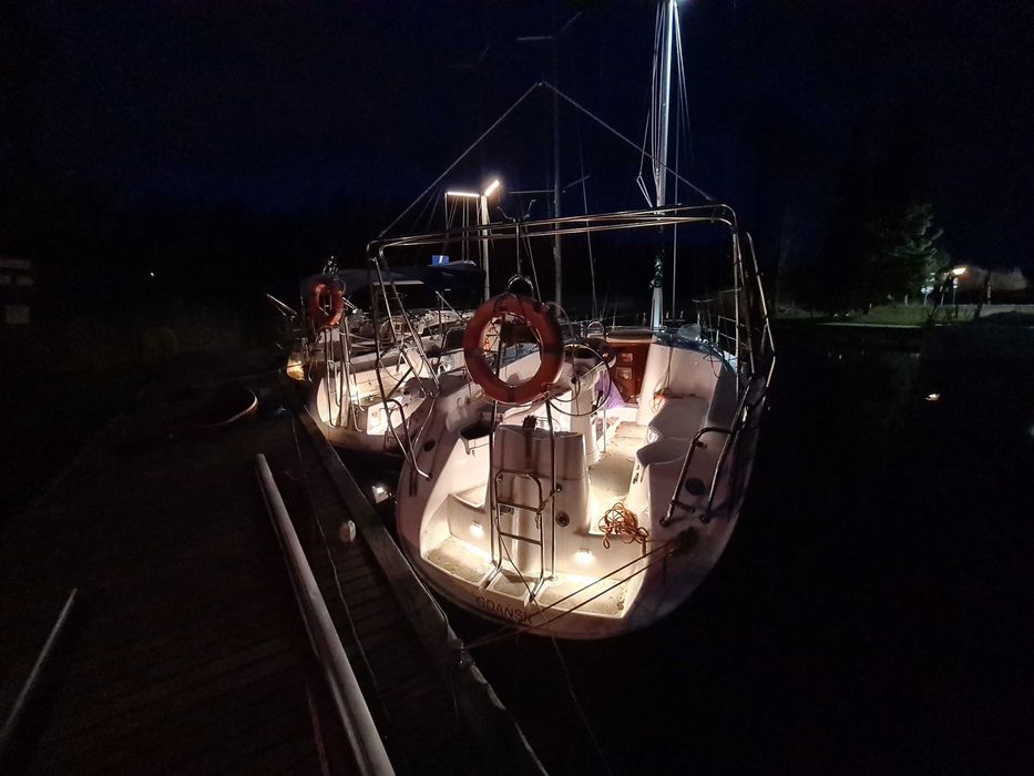 Sprzedam jacht MAXUS 33