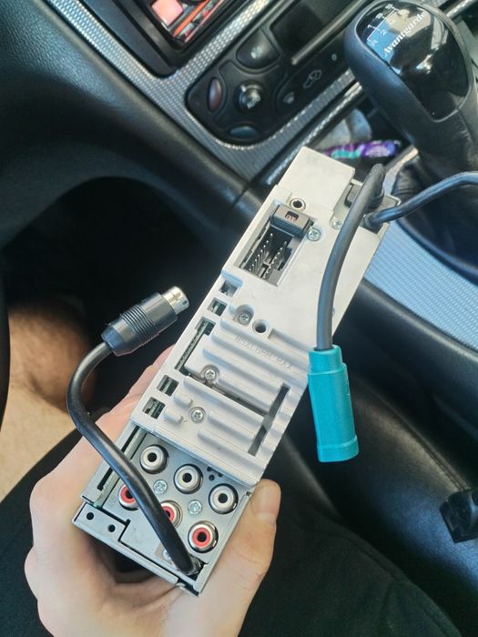 Radio alpine cde 9882ri