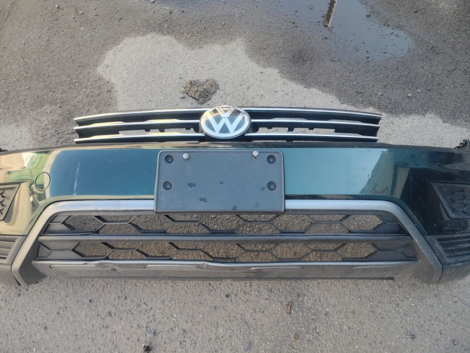 Передній бампер в зборі, решітка радіаторів, емблема vw tiguan тігуан тигуан 2 2018 allspace розборка, шрот / Передний бампер в сборе решетка эмблема