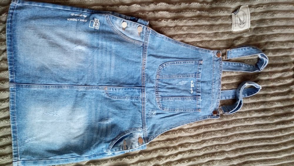 Комбінезон, спідниця