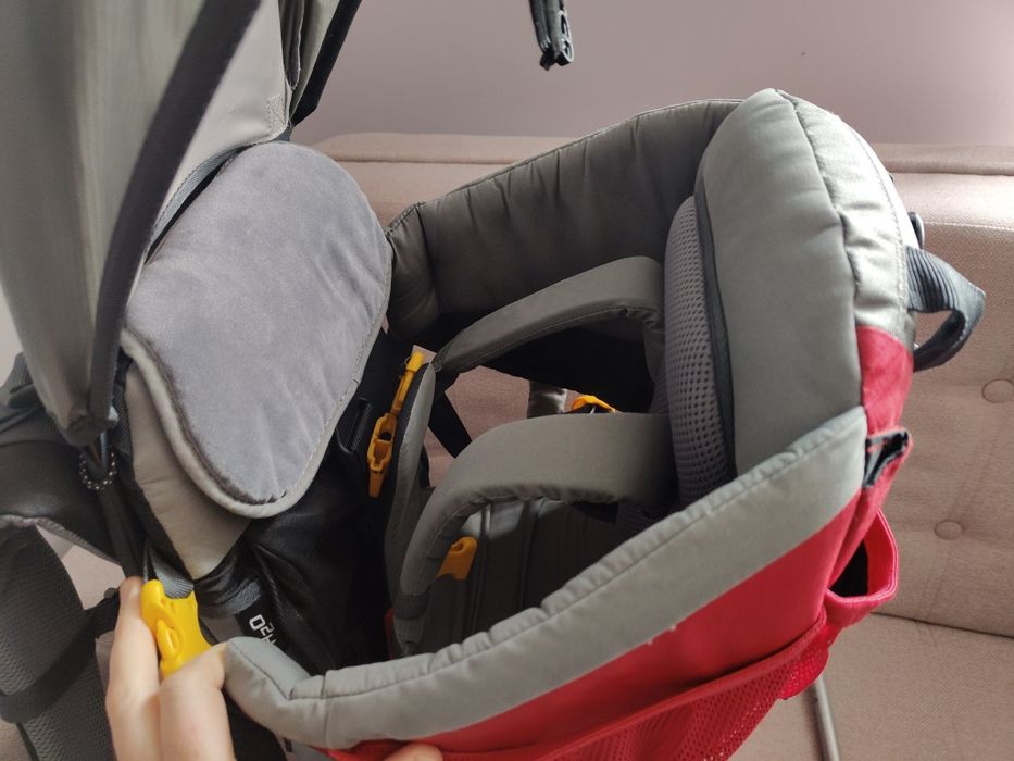 Deuter kid comfort II nosidło turystyczne z osłoną przeciwsłoneczną