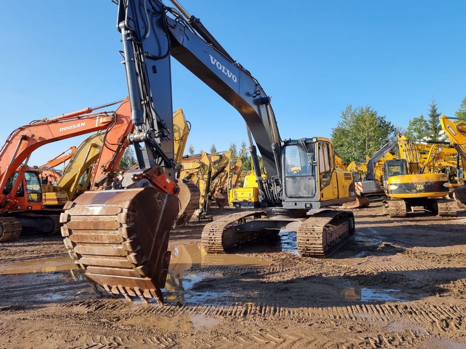 Продам экскаватор Volvo EC 240 LC , 2010 г.в