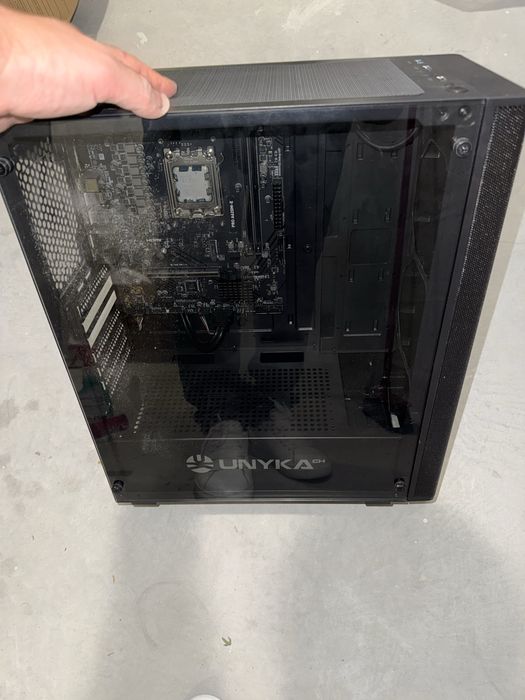 Motherboard MSI PRO A620M-E AM5 + Amd Ryzen 5 7600 + Unykach MIR 100 ARGB Preta