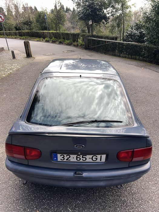 Ford Escort 1.3 bem estimado e econômico