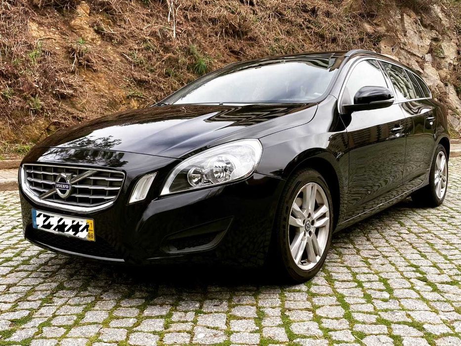 Volvo V60 1.6D Drive Junho de 2011