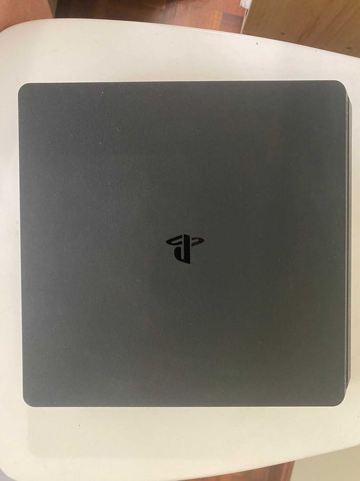 Playstation 4 slim 1tb