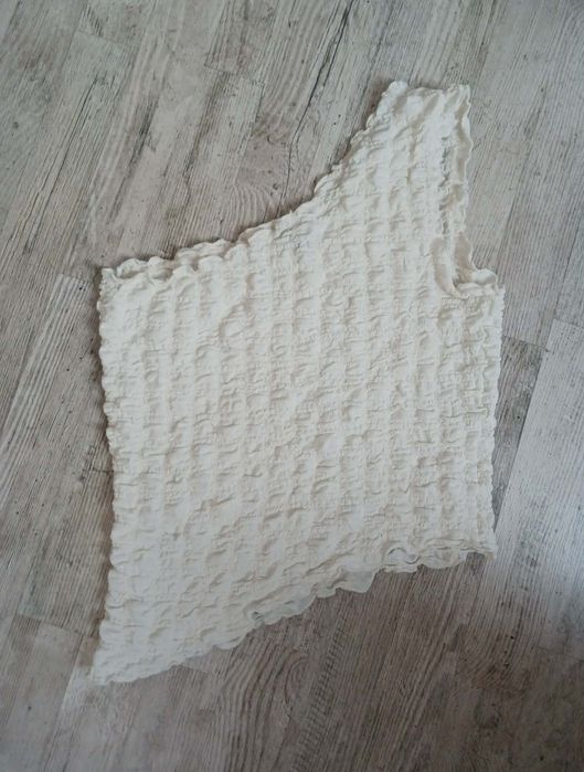 Bluzka na jedno ramię H&M