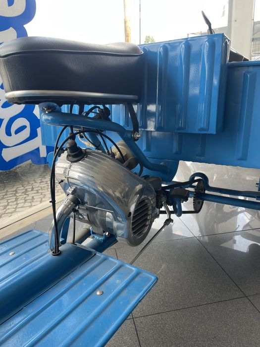 Famel Zundapp TRICICLO com Novo