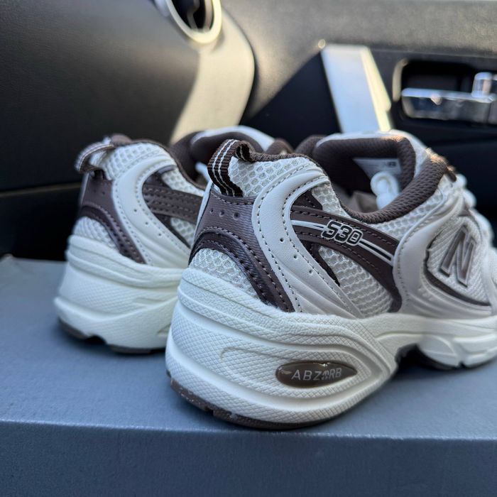 New Balance 530 Turtledove Mushroom трендові жіночі кросівки нью беланс