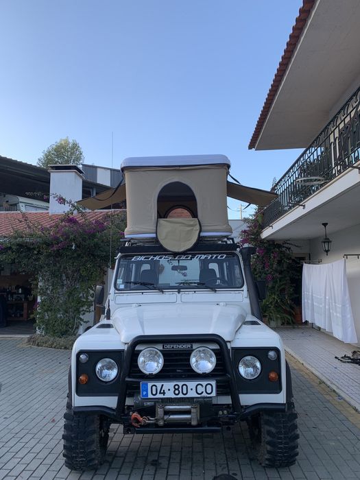 Land Rover Defender 90