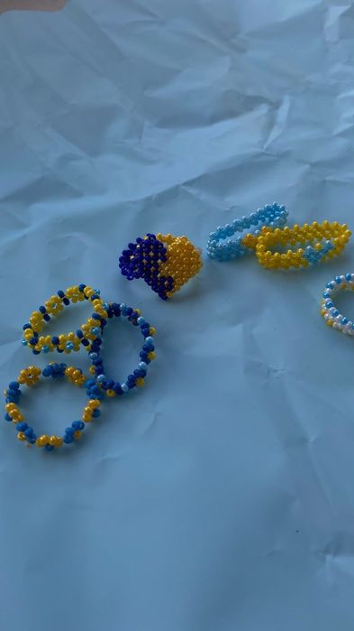 Патріотичні прикраси)