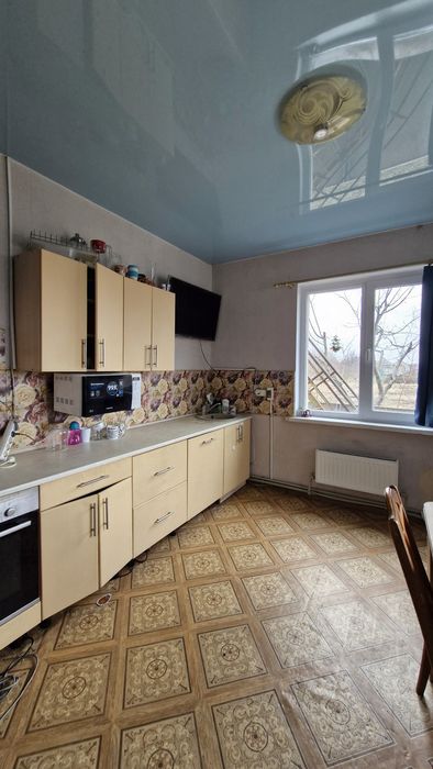 Продам  2 этажный Дом  22 км от города