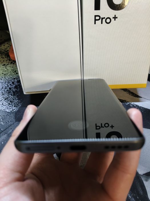 Смартфон Realme 10pro plus  8/128 CN Global + адаптер