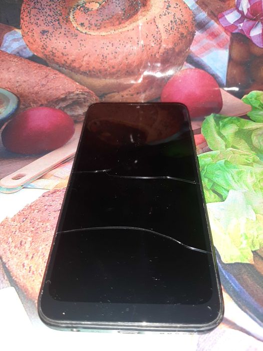 Xiaomi Redmi 8a 3/32 по запчастям