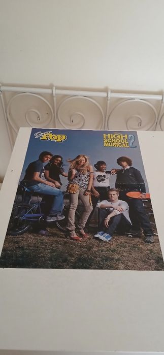 Poster da revista Super Pop