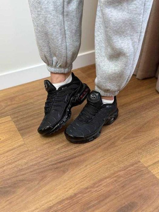 Кросівки Nike Air Max Plus TN White Black