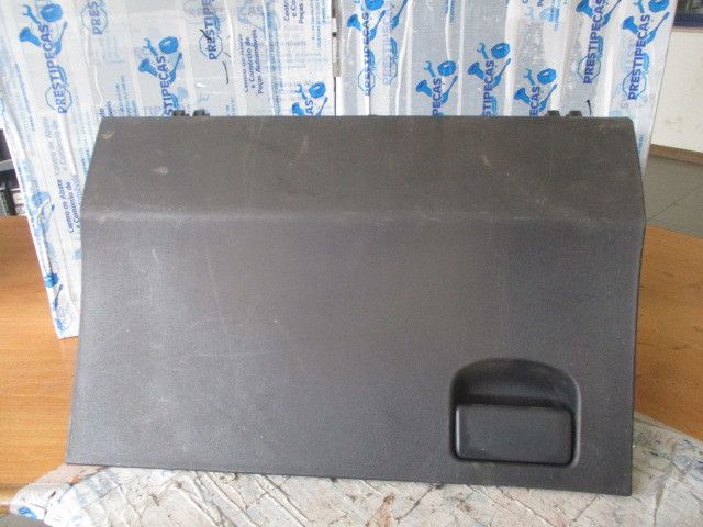 Porta luvas TOYOTA Yaris (_P9_)