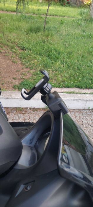Suporte de Telemóvel para Yamaha NMAX (Topo do Vidro)