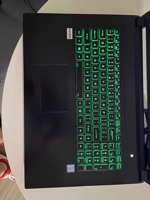 Ігровий ноутбук Dream Mashines  hN70 17,3 FullHD i7-9750H/16gb/512 gb SSD /gtx 1650  4 GB