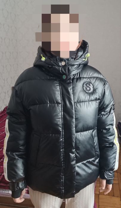 Продам зимову куртку