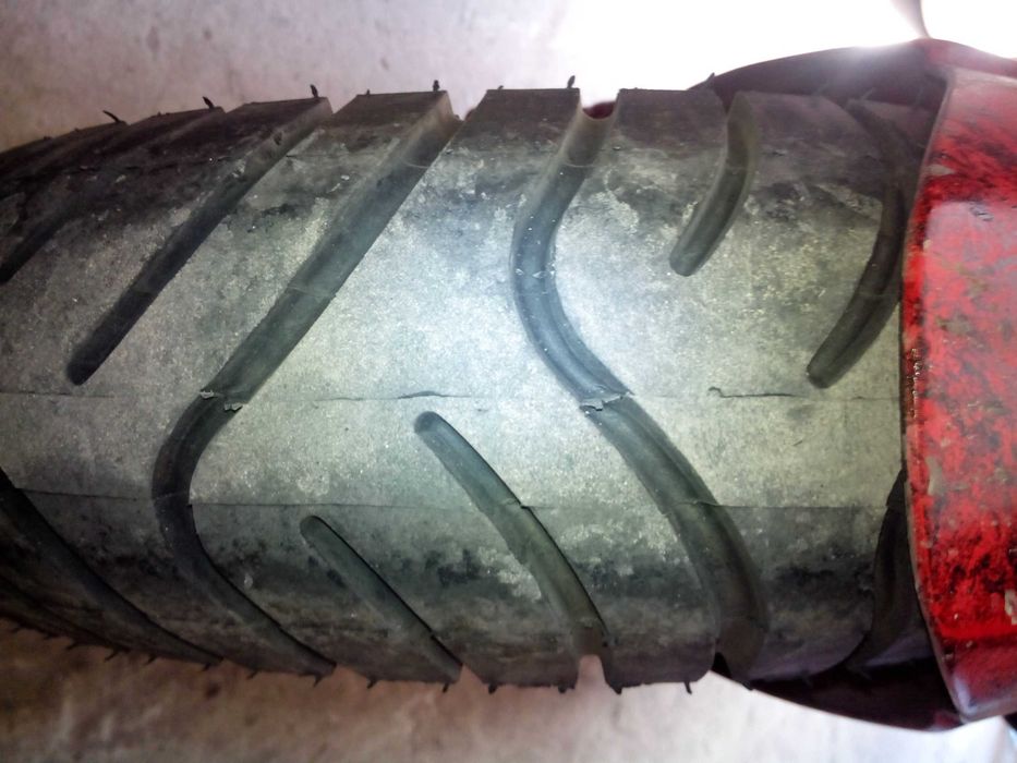 Покришка на скутер 120/70  R14 Fortuna
