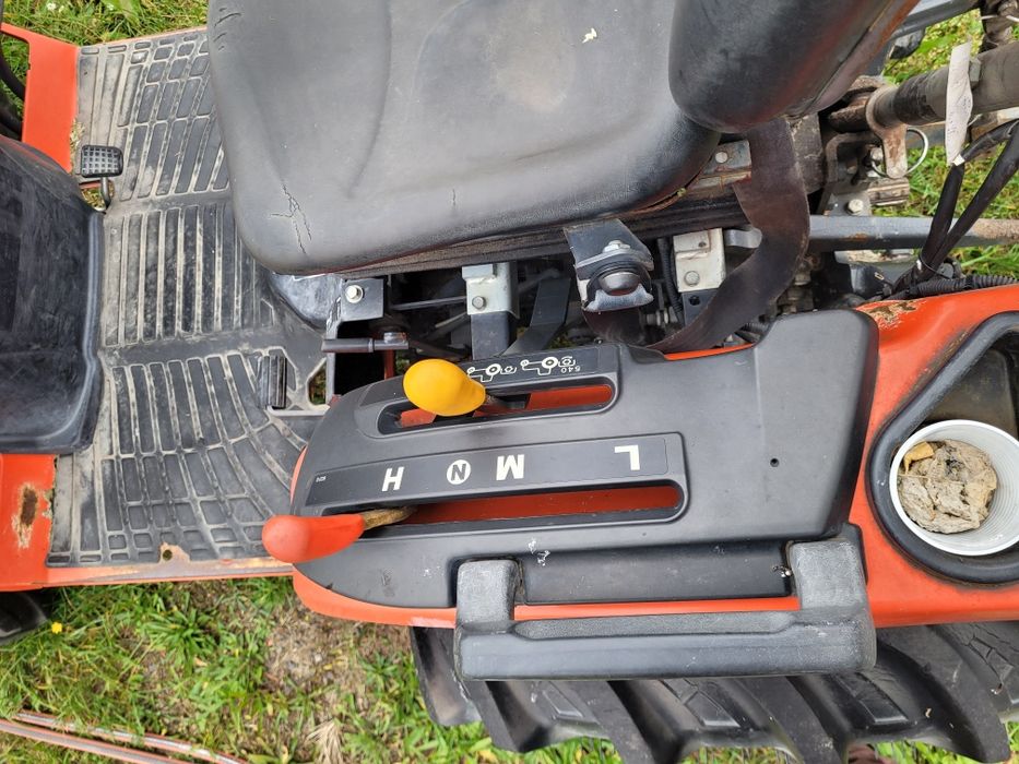 Kubota B2420 Pierwszy właściciel Glińsk • OLX.pl