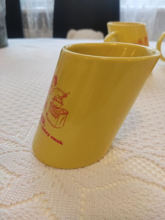 Kolekcja żółte kubki Winiary