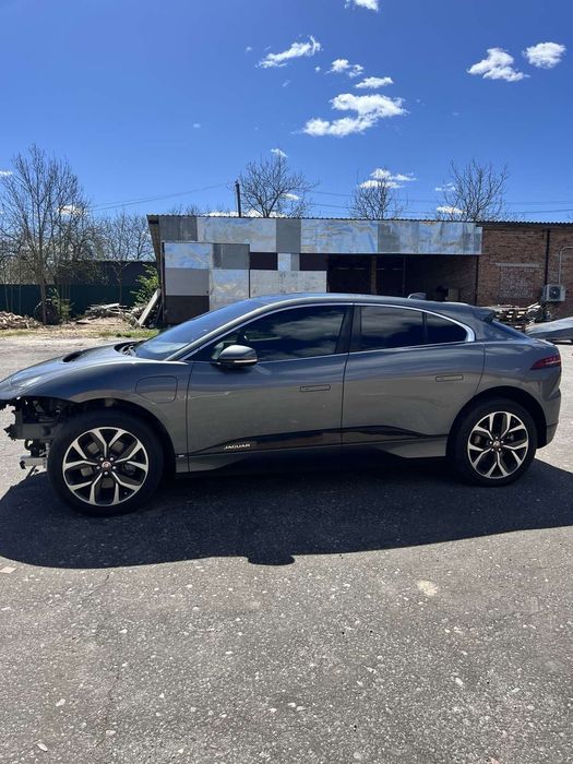 Продам Jaguar i-pace EV 400
