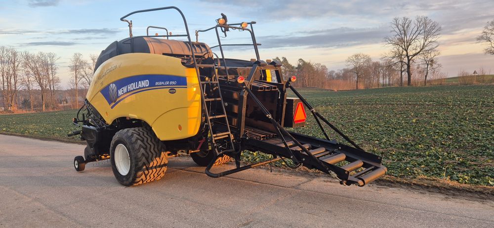 New Holland BigBaler 890 Prasa duża kostka