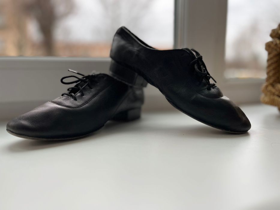 Бальні чоловічі туфлі